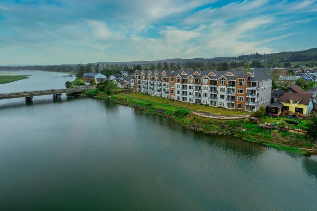 Bridgeport Condo #210 시사이드 외부 사진