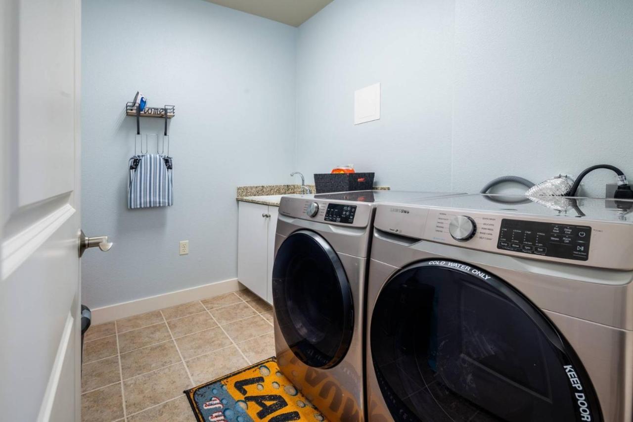 Bridgeport Condo #210 시사이드 외부 사진